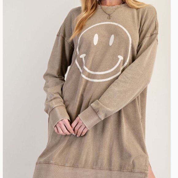 086.SMILEY FACE WASHED TERRY WASHED PULLOVER DRESS - Picture 2 of 3